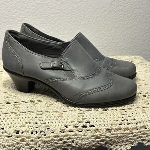 Bass & Co Grey Gia 2" Low Heels Genuine Leather Size 7M Witchy Academia Goth